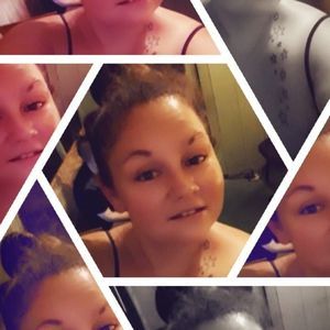 Meet your Posher, Desiree